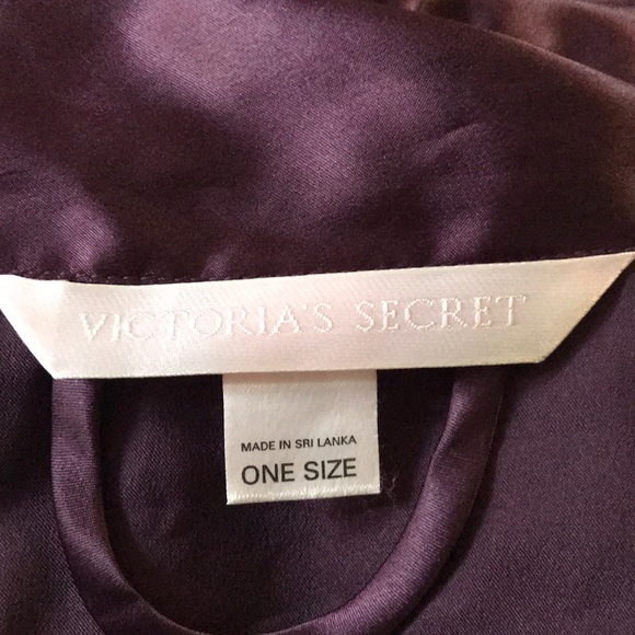 Victoria’s Secret robe - Picture 5 of 5